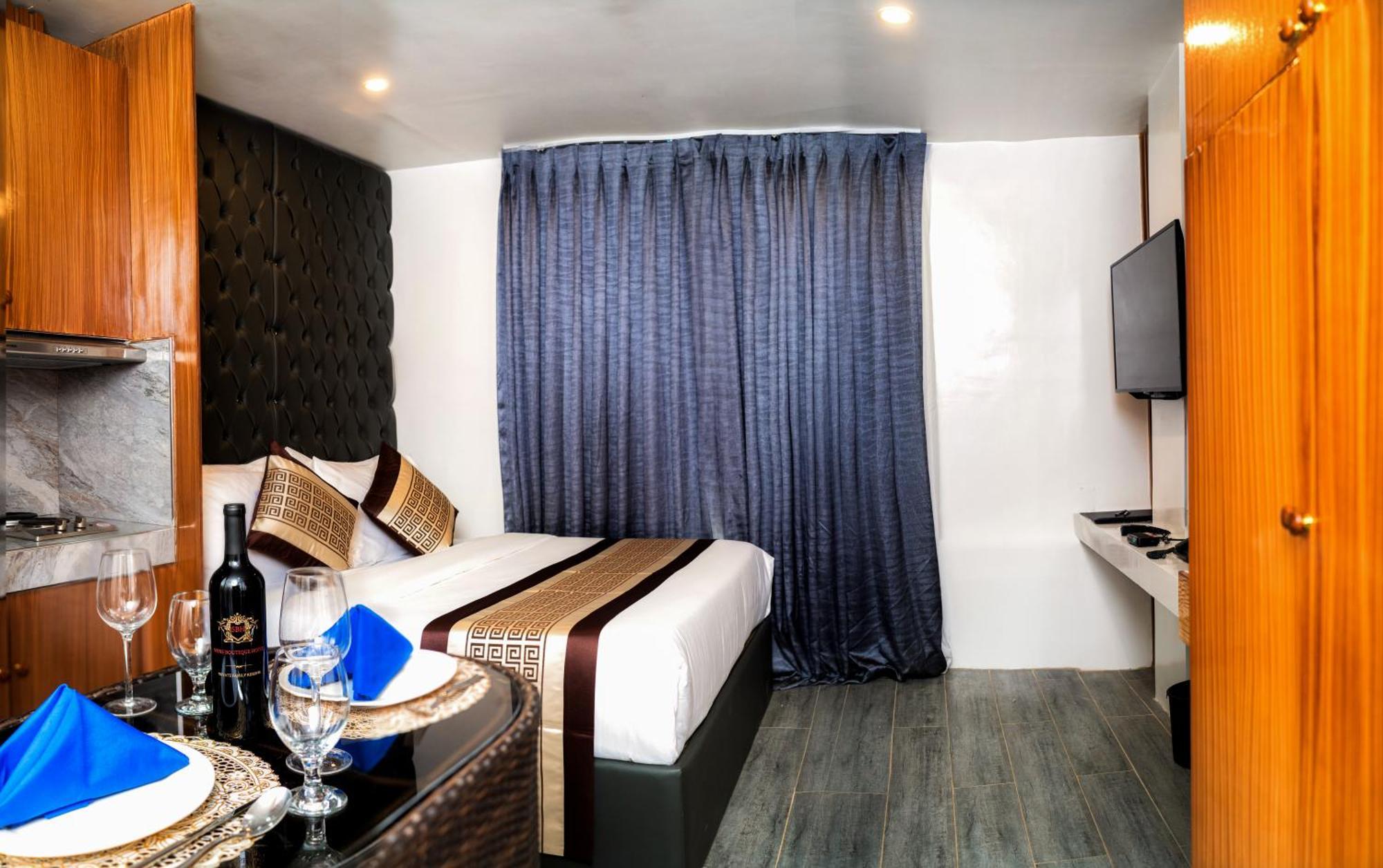 Shine Boutique Hotel Tagum Екстер'єр фото