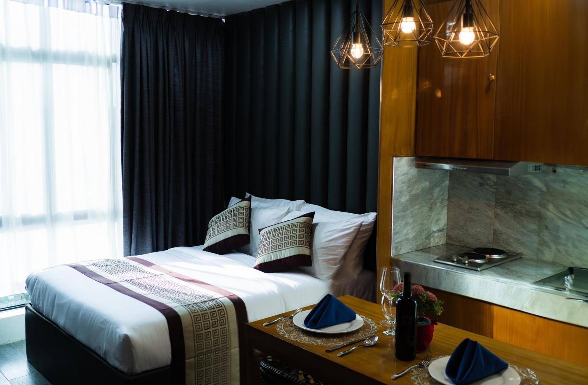 Shine Boutique Hotel Tagum Екстер'єр фото