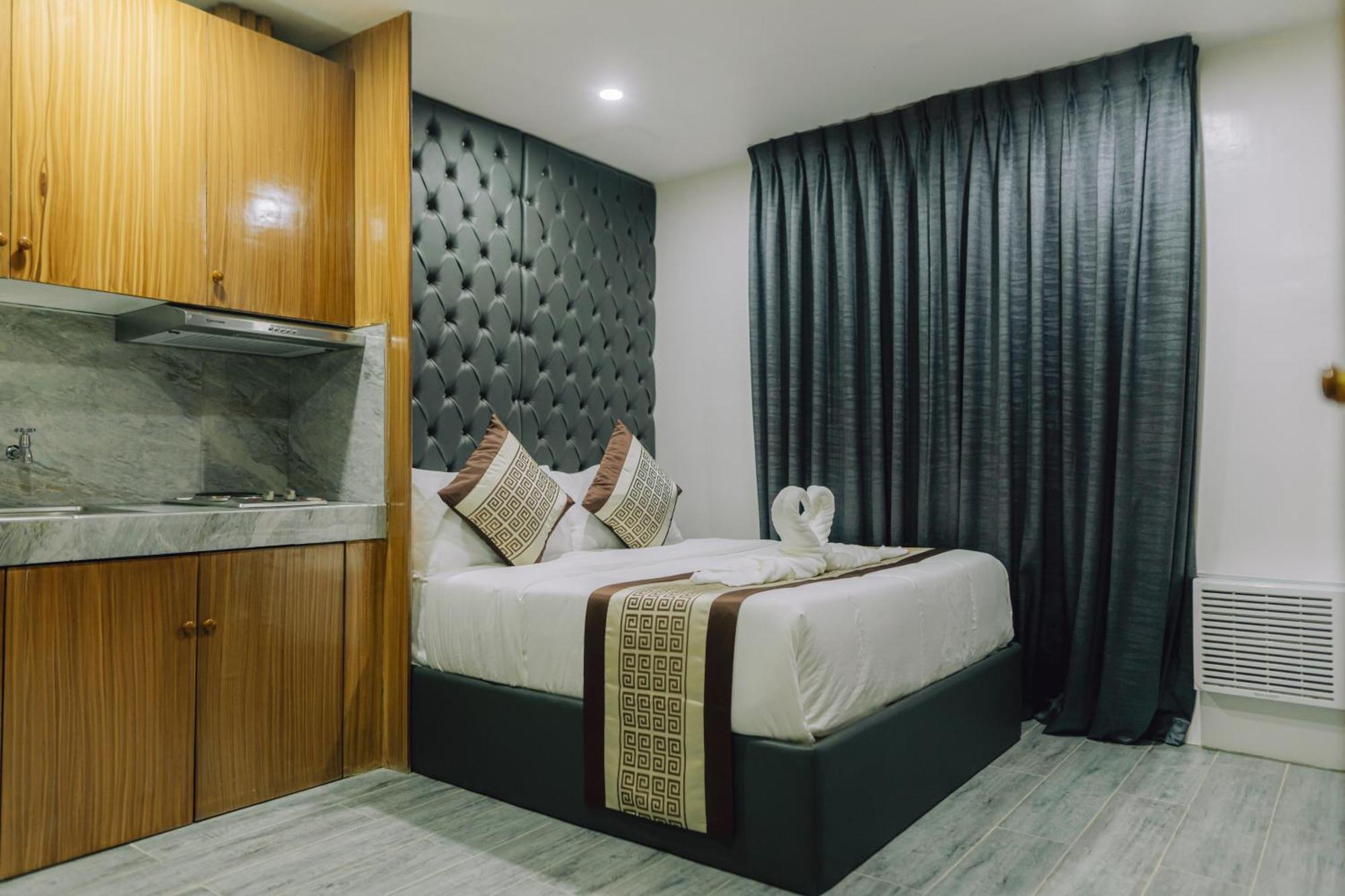 Shine Boutique Hotel Tagum Екстер'єр фото