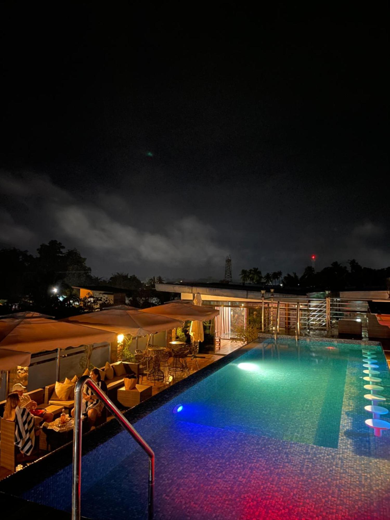 Shine Boutique Hotel Tagum Екстер'єр фото
