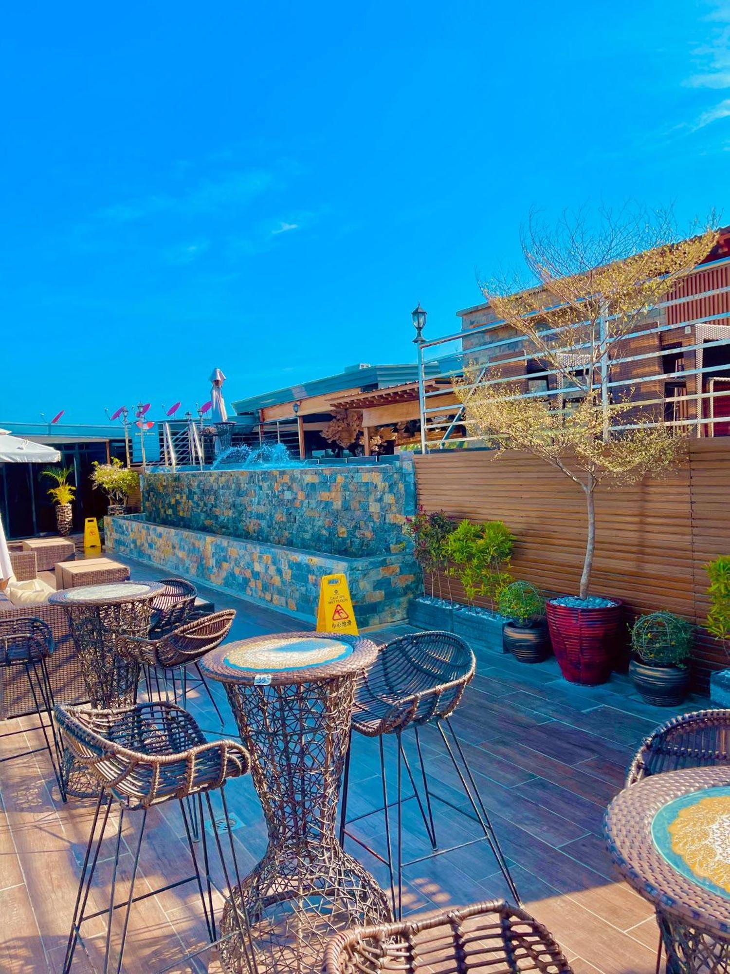 Shine Boutique Hotel Tagum Екстер'єр фото